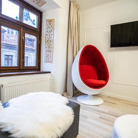 Стильна Квартира В Центрі На Площі Ринок Вулиця Галицька 9 Lviv Extérieur photo